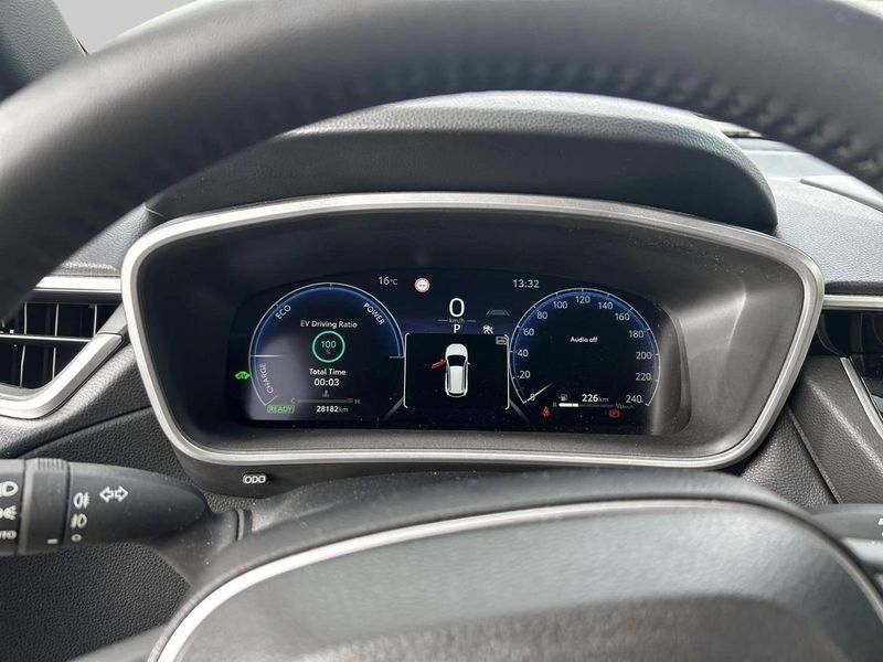 Toyota Corolla Cross bild 15