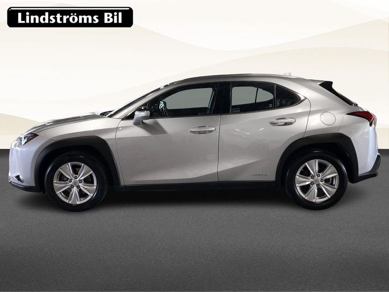 Lexus UX bild 5