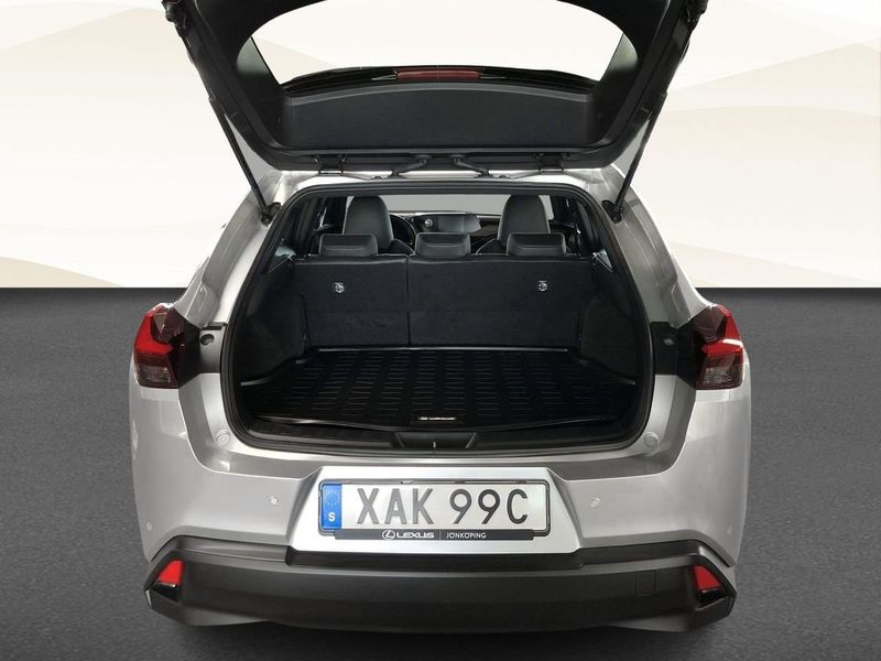 Lexus UX bild 12