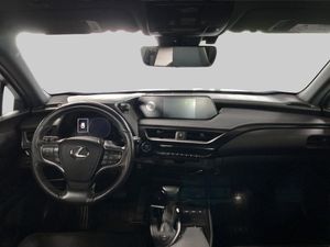 Lexus UX bild 11