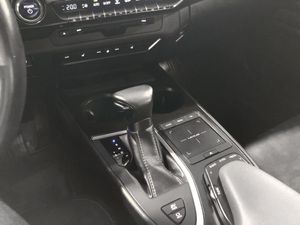 Lexus UX bild 17