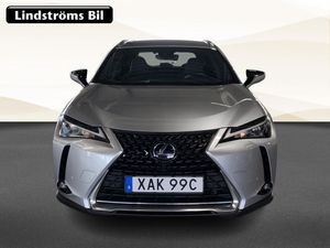 Lexus UX bild 9