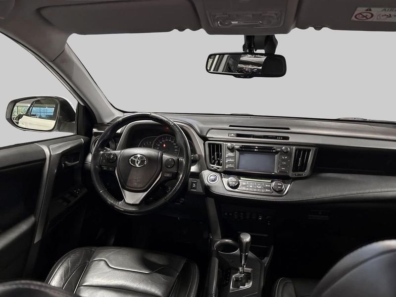 Toyota RAV4 bild 11