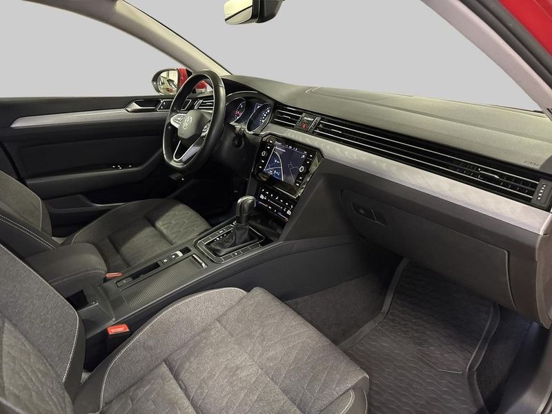Volkswagen Passat bild 10
