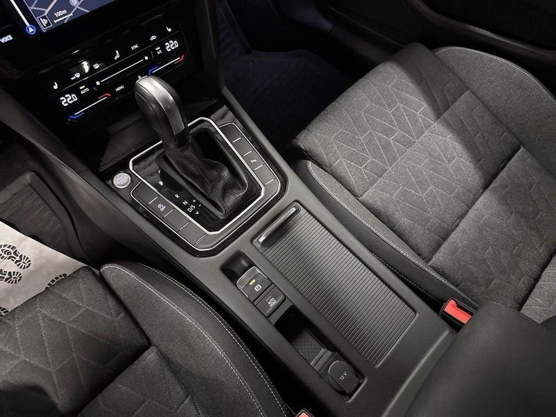 Volkswagen Passat bild 18