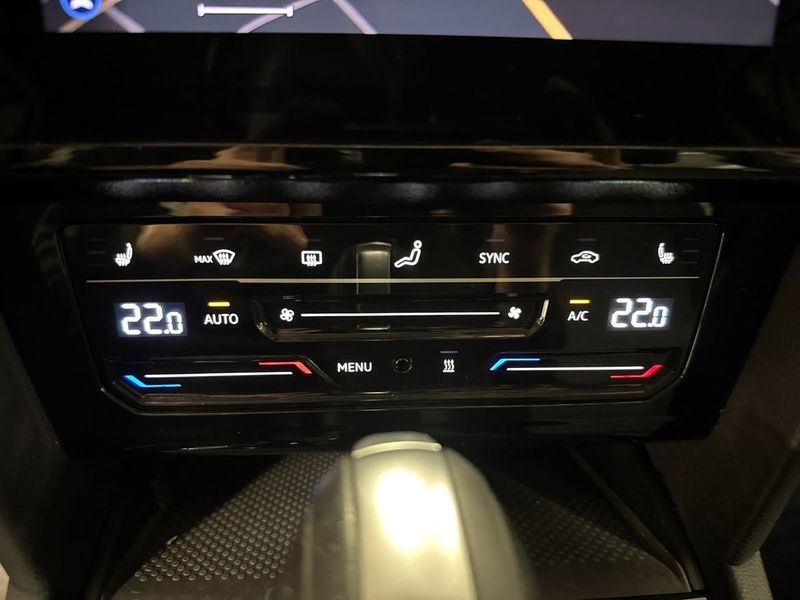 Volkswagen Passat bild 21