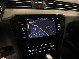 Volkswagen Passat bild 16