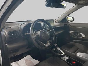 Toyota Yaris Cross bild 13