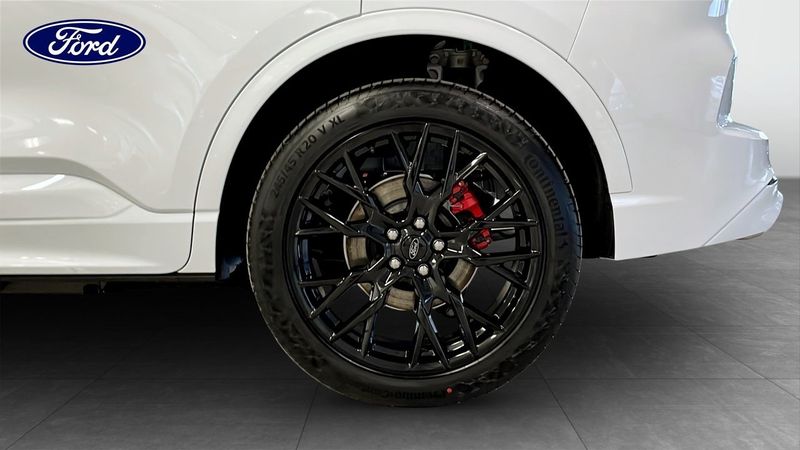 Ford Kuga bild 9