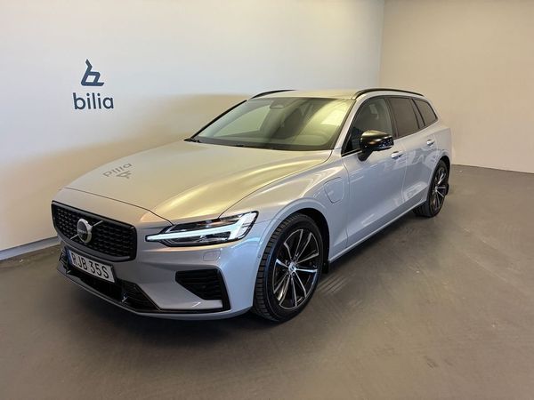 Volvo V60 T6 Plus Dark Nordic Edition / Dragkrok / Keyles... - 2025