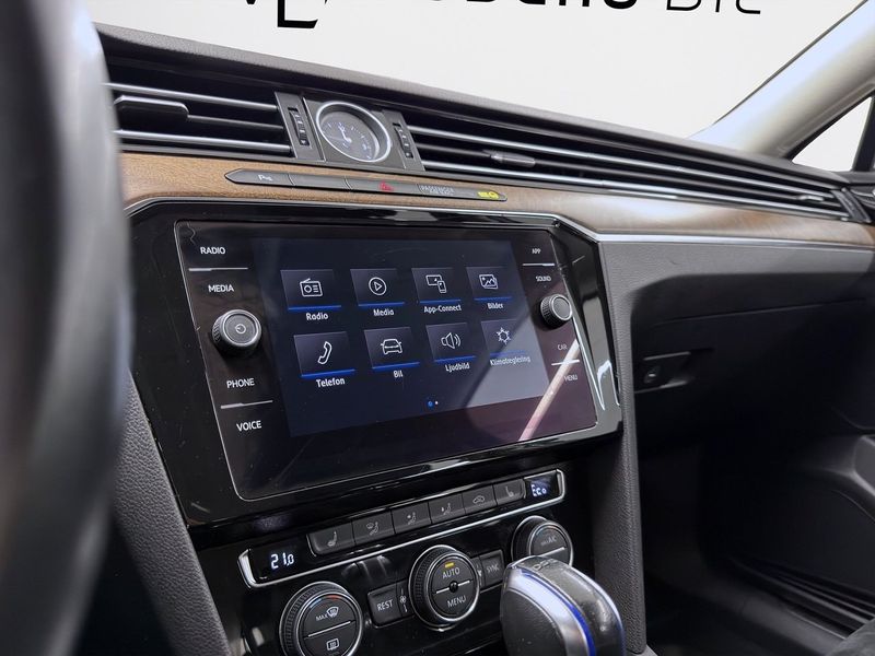 Volkswagen Passat bild 13