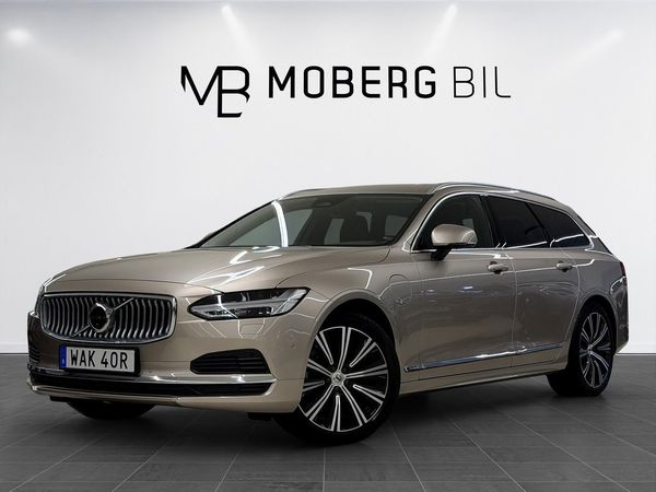 Volvo V90 Recharge T6 AWD 350hk Core Edition H/K 360 Läder MOMS - 2023