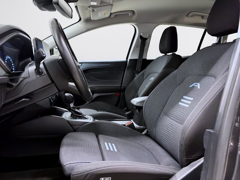Ford Focus bild 7