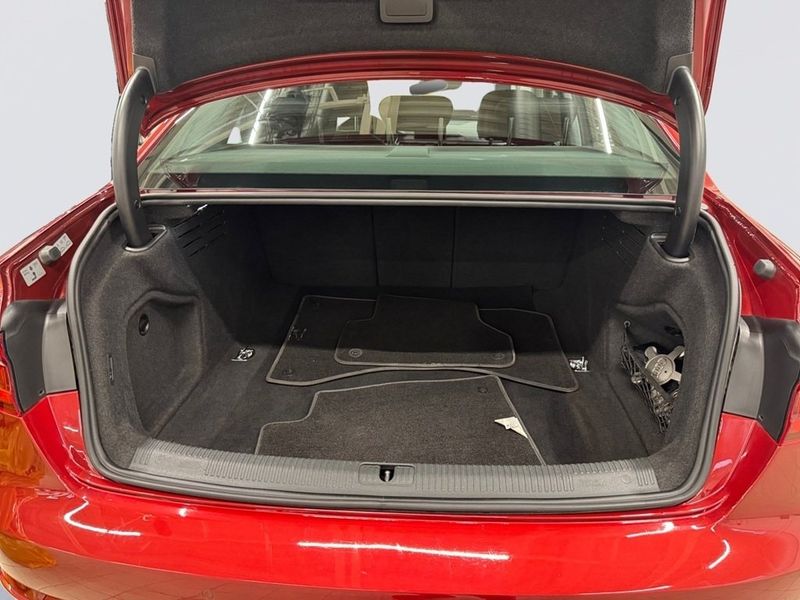 Audi A4 bild 16