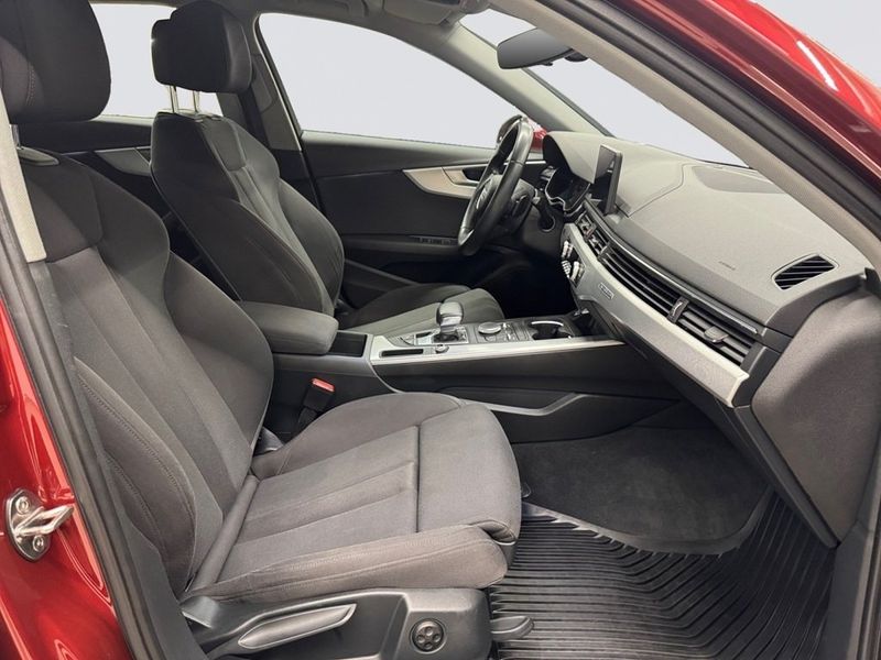 Audi A4 bild 14