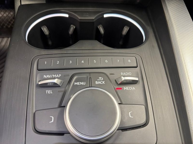 Audi A4 bild 17