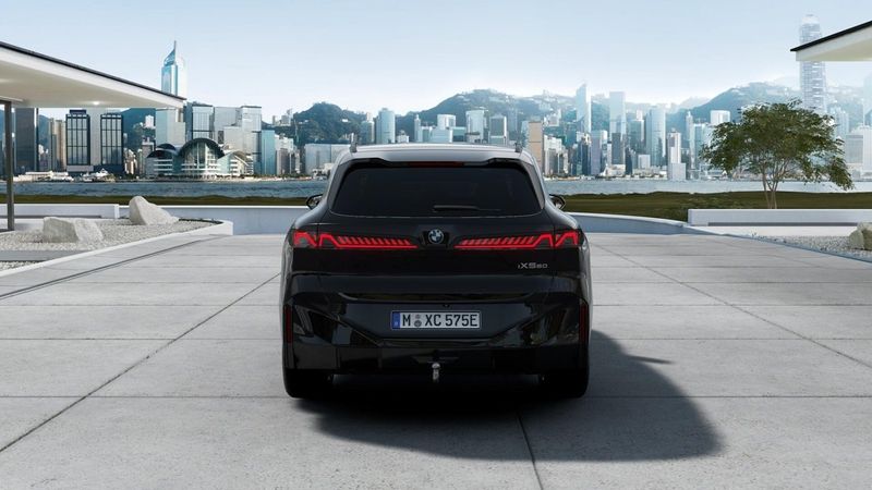 BMW iX bild 5