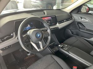 BMW iX1 bild 6