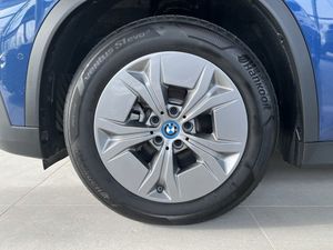 BMW iX1 bild 4