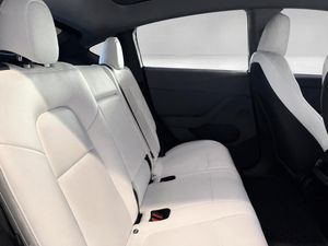 Tesla Model Y bild 7