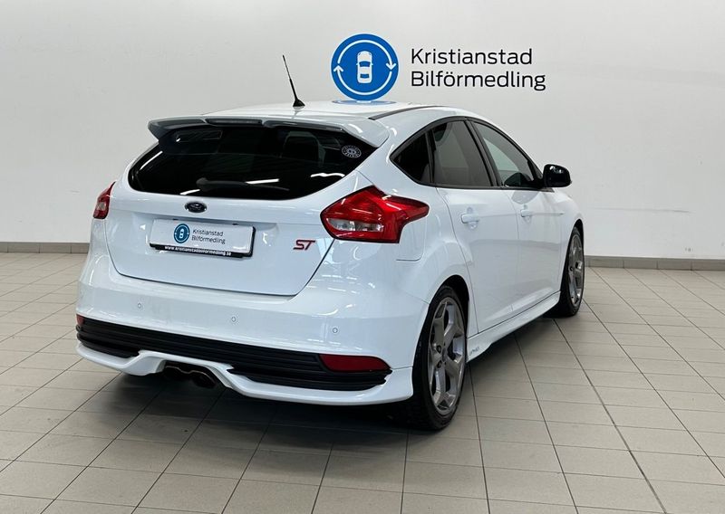 Ford Focus bild 7