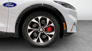 Ford Mustang Mach-E bild 9