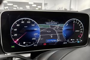 Mercedes GLC300 bild 8