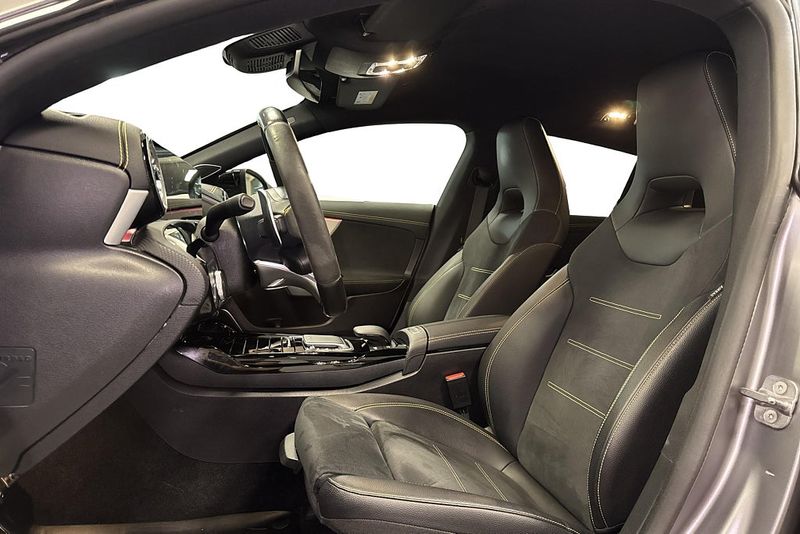 Mercedes CLA45 AMG bild 14