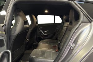 Mercedes CLA45 AMG bild 18