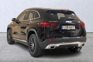 Mercedes GLA250 bild 4