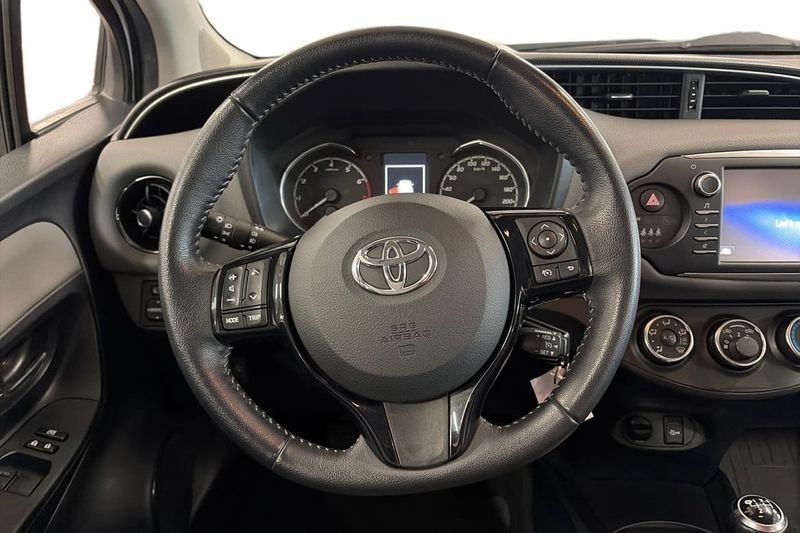 Toyota Yaris bild 13