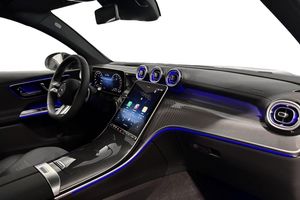 Mercedes GLC300 bild 9