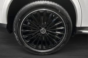 Mercedes GLC300 bild 5