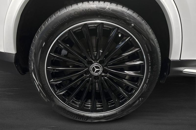 Mercedes GLC300 bild 5