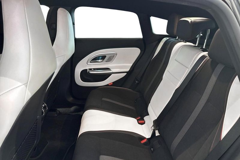 Mercedes CLA350 bild 10