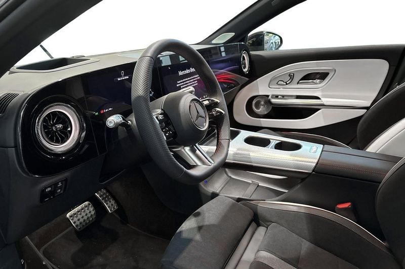Mercedes CLA350 bild 6