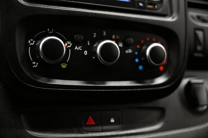 Renault Trafic bild 22