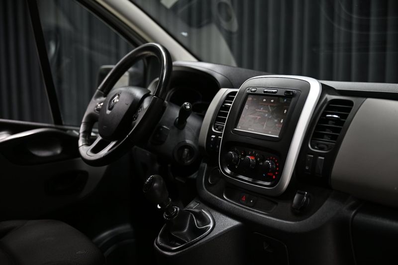 Renault Trafic bild 29
