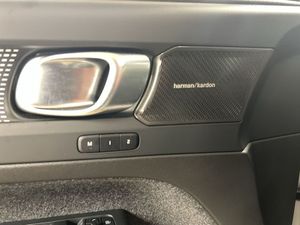 Volvo EC40 bild 11