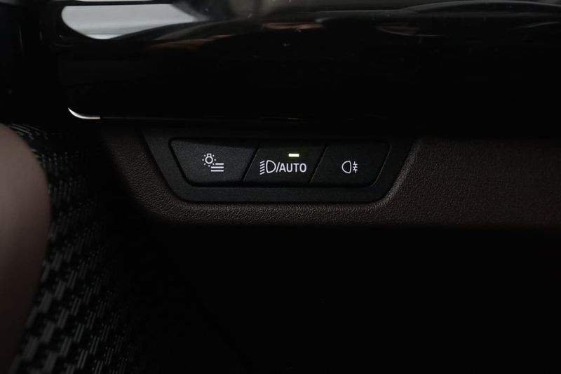 BMW 225 bild 29