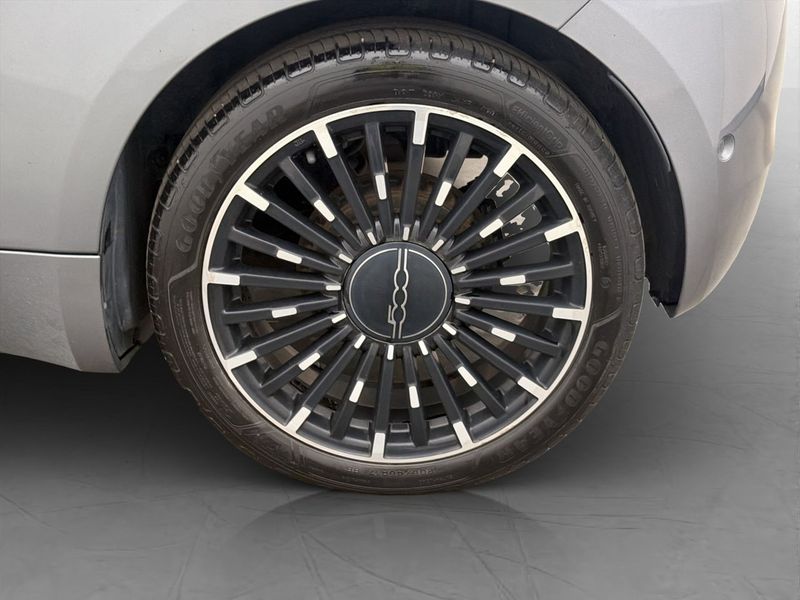 Fiat 500e bild 36