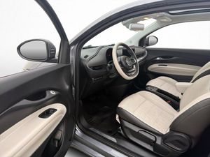 Fiat 500e bild 10
