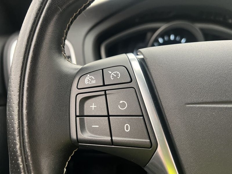 Volvo V40 bild 13
