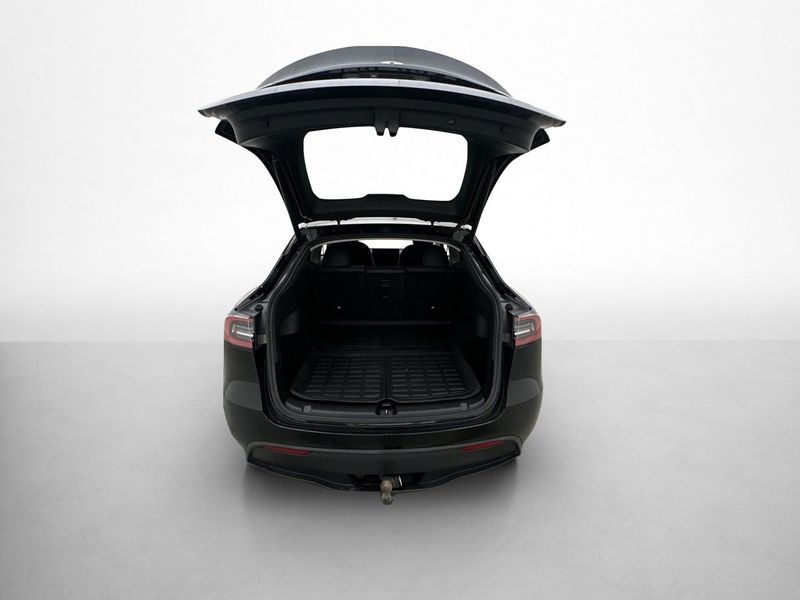 Tesla Model Y bild 29