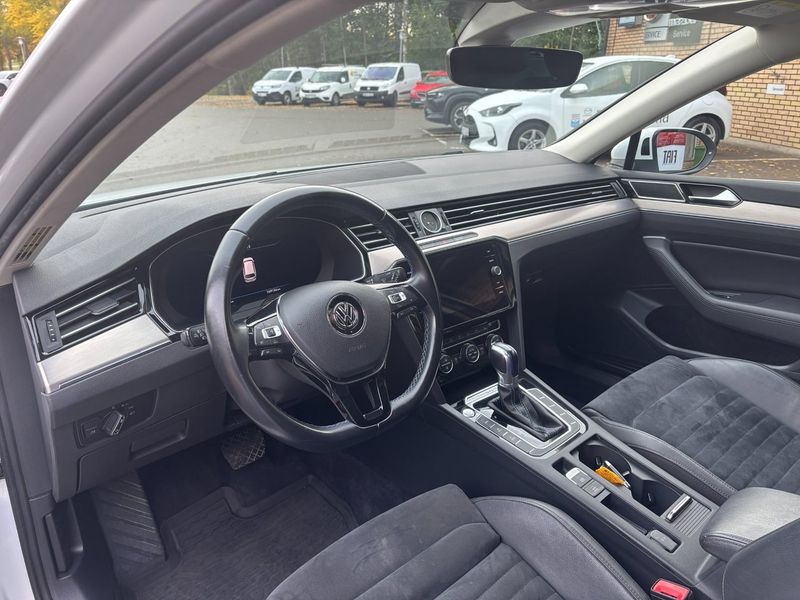 Volkswagen Passat bild 12