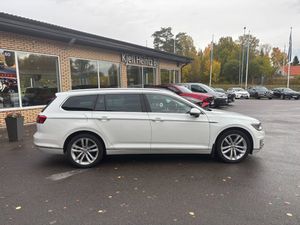 Volkswagen Passat bild 7