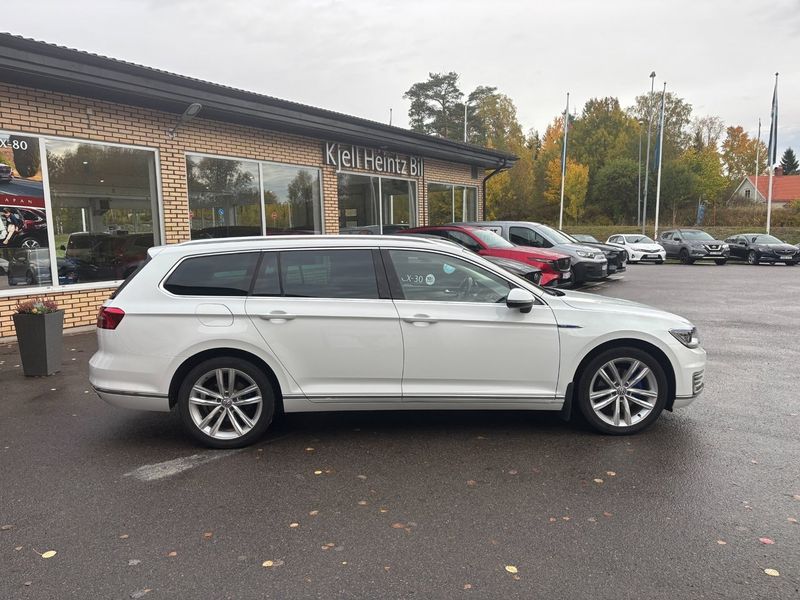 Volkswagen Passat bild 7