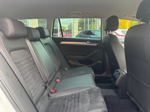 Volkswagen Passat bild 19