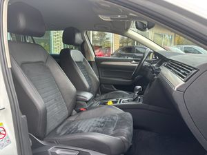 Volkswagen Passat bild 22