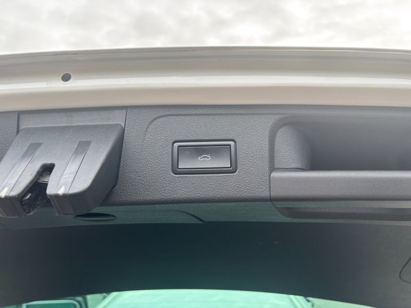 Volkswagen Passat bild 18